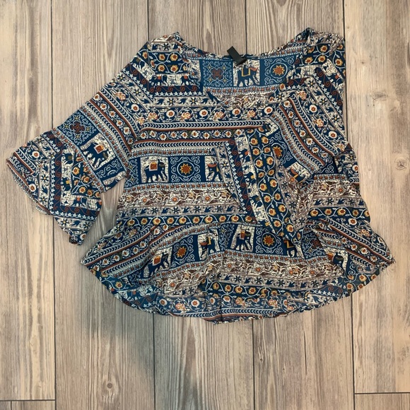 Floral elephant patterned blouse - Picture 3 of 3